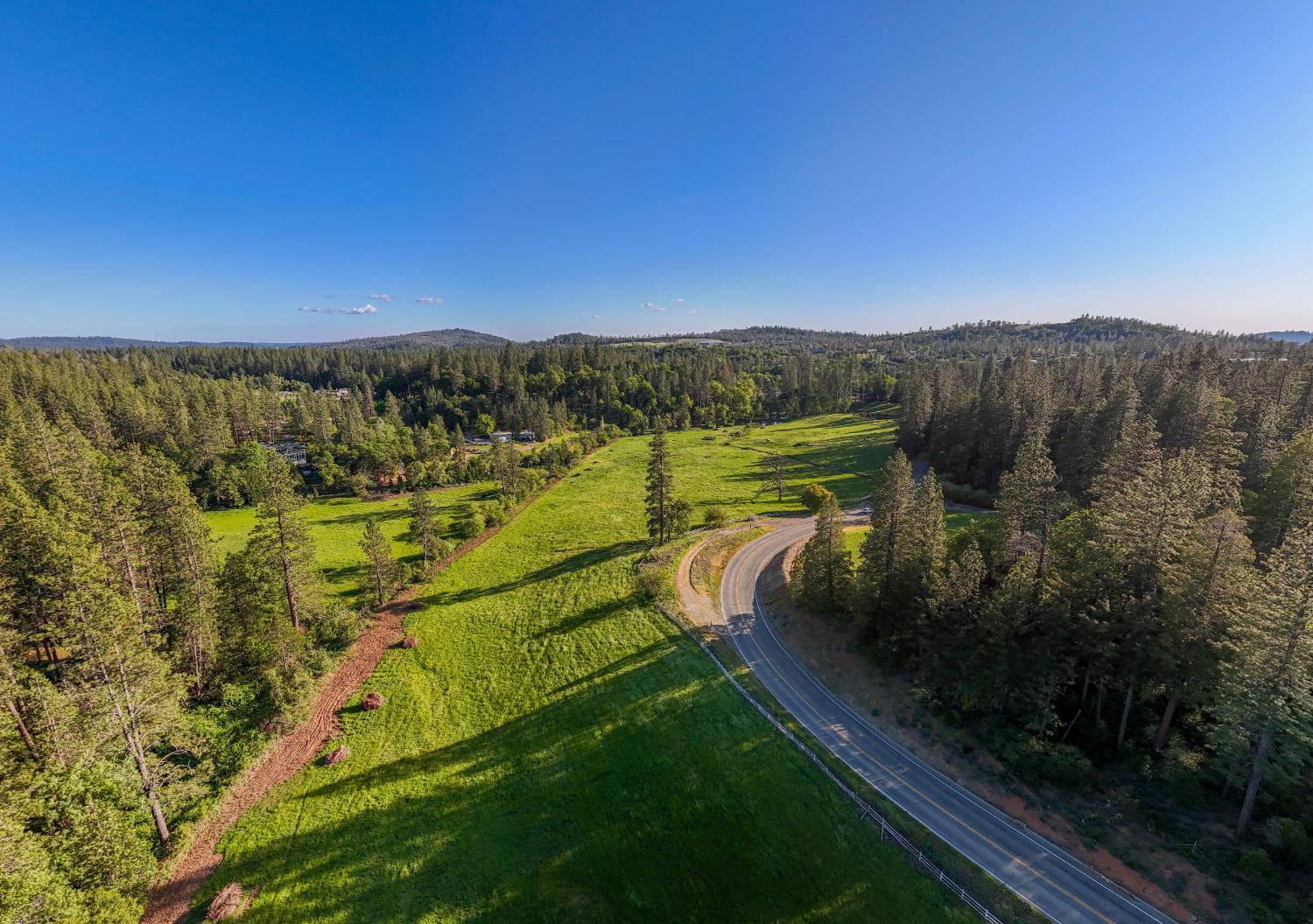 13615 McCourtney Road Grass Valley, CA 95949 - Photo 35 of 42