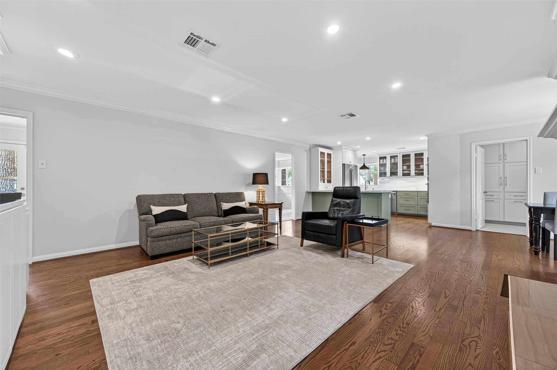 13014 Apple Tree Road Houston, TX 77079 - Photo 12 of 50