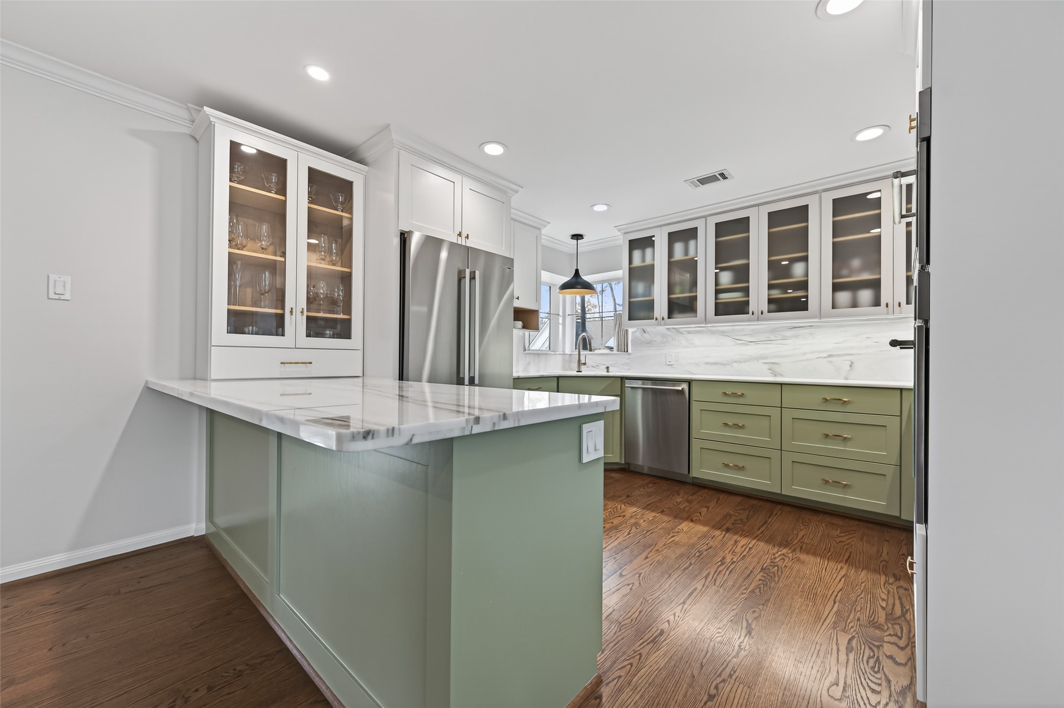 13014 Apple Tree Road Houston, TX 77079 - Photo 16 of 50