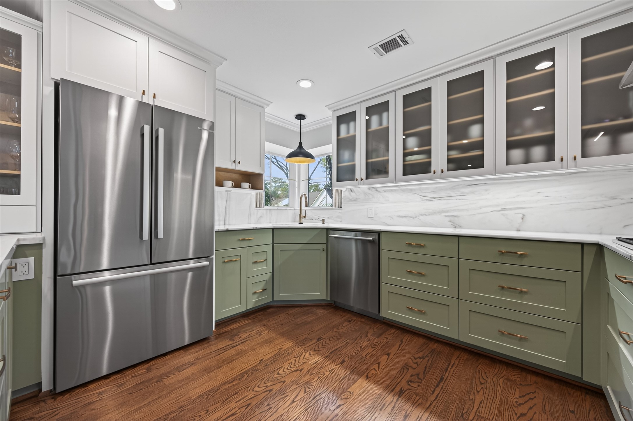 13014 Apple Tree Road Houston, TX 77079 - Photo 18 of 50