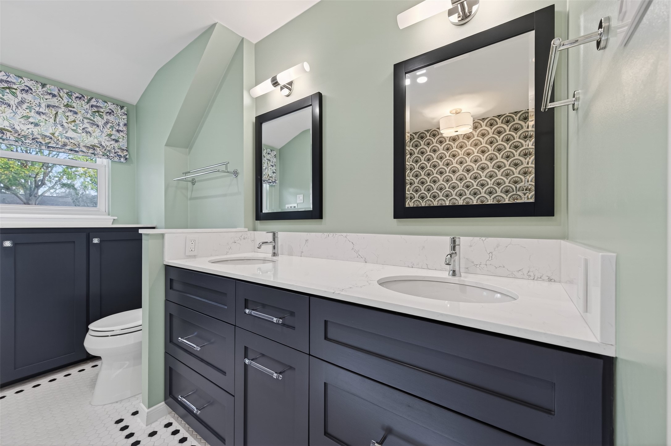 13014 Apple Tree Road Houston, TX 77079 - Photo 41 of 50