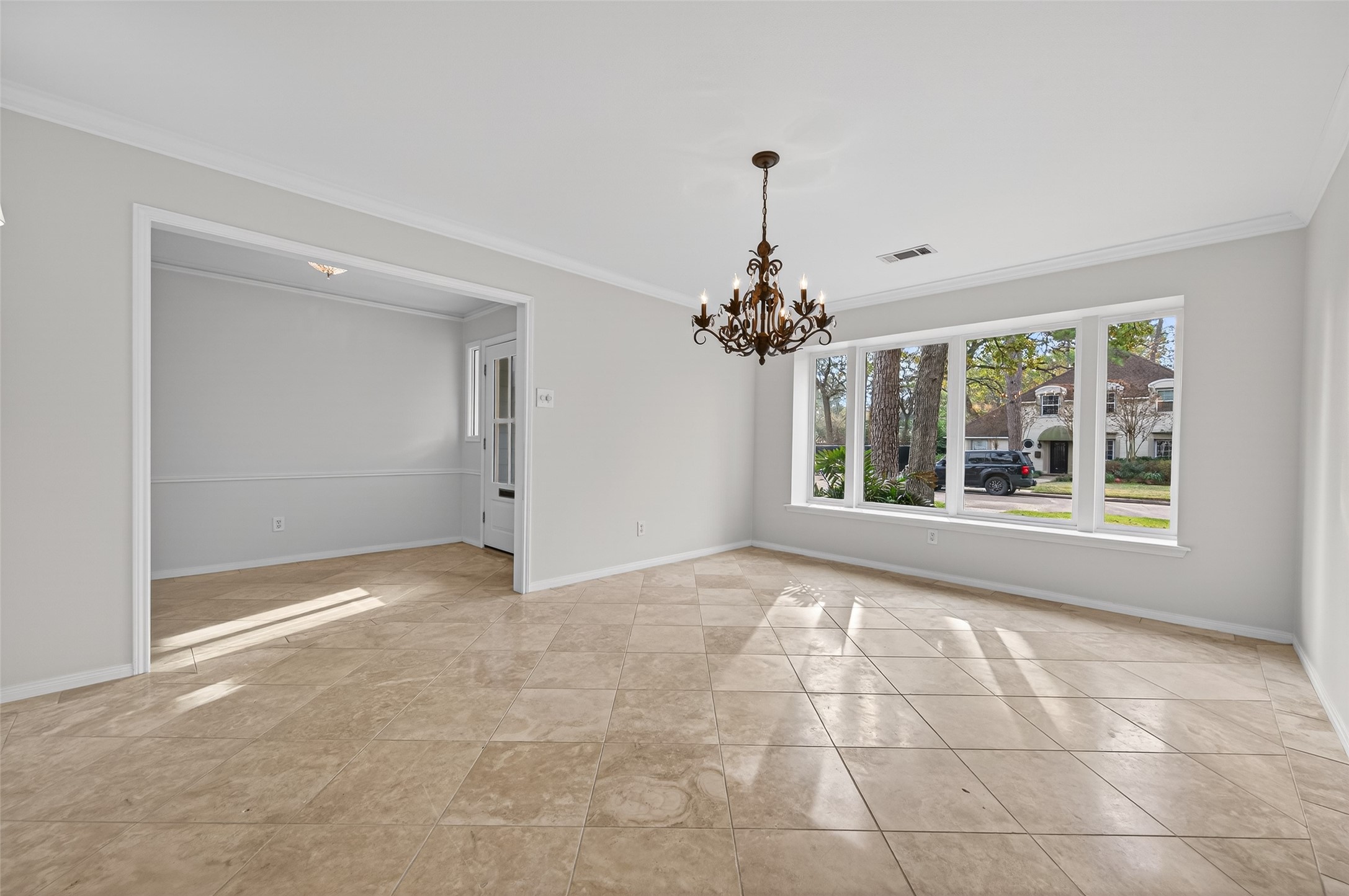 13014 Apple Tree Road Houston, TX 77079 - Photo 7 of 50