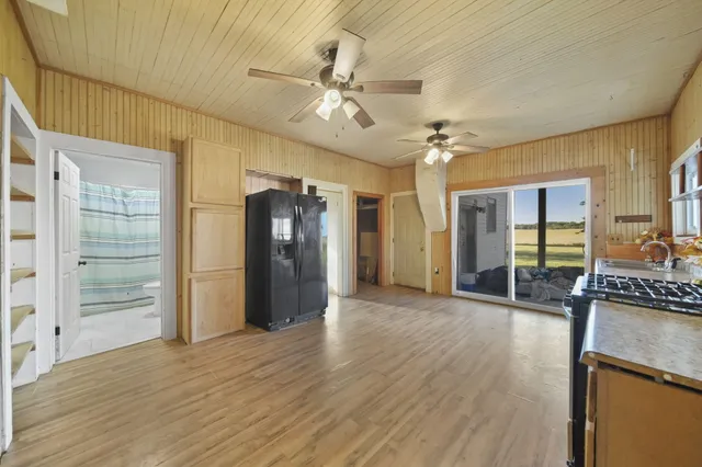 $164,900 | 16594 Stark Road, Springport, MI 49284