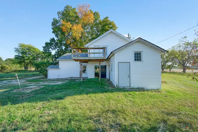 $164,900 | 16594 Stark Road, Springport, MI 49284