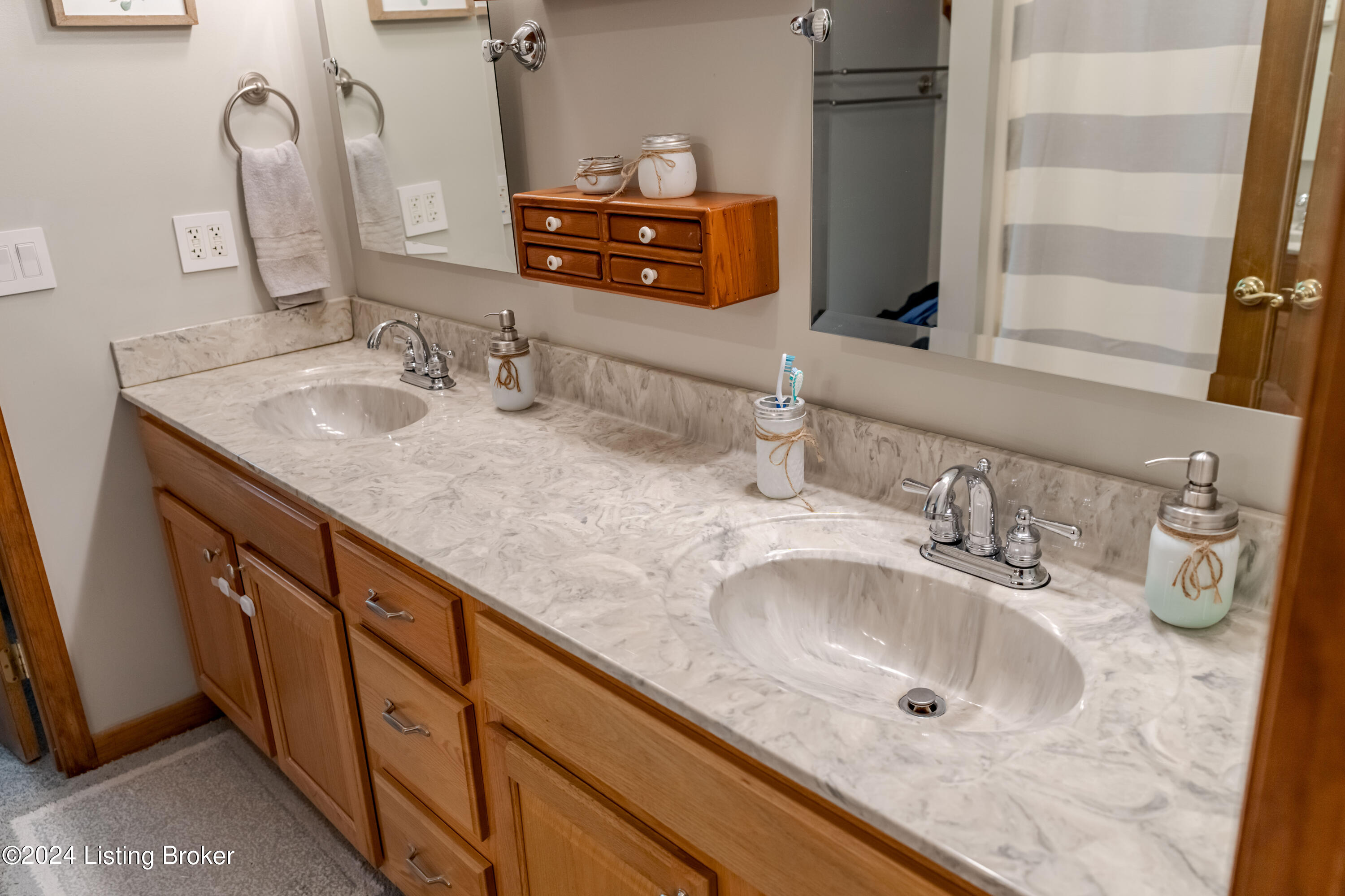 9881 Waddy Road Waddy, KY 40076 - Photo 24 of 80 DSC05312