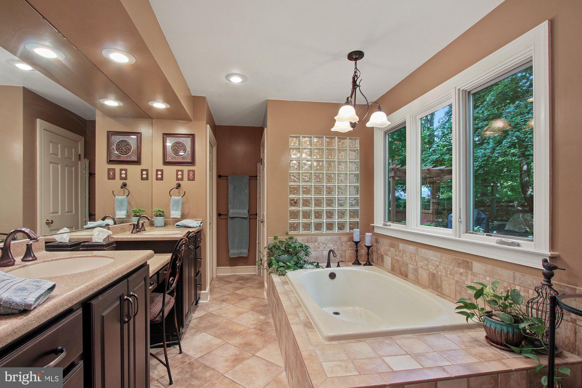 5374 Field Pointe Drive Spring Grove, PA 17362 - Photo 18 of 44 Gallery Image 18