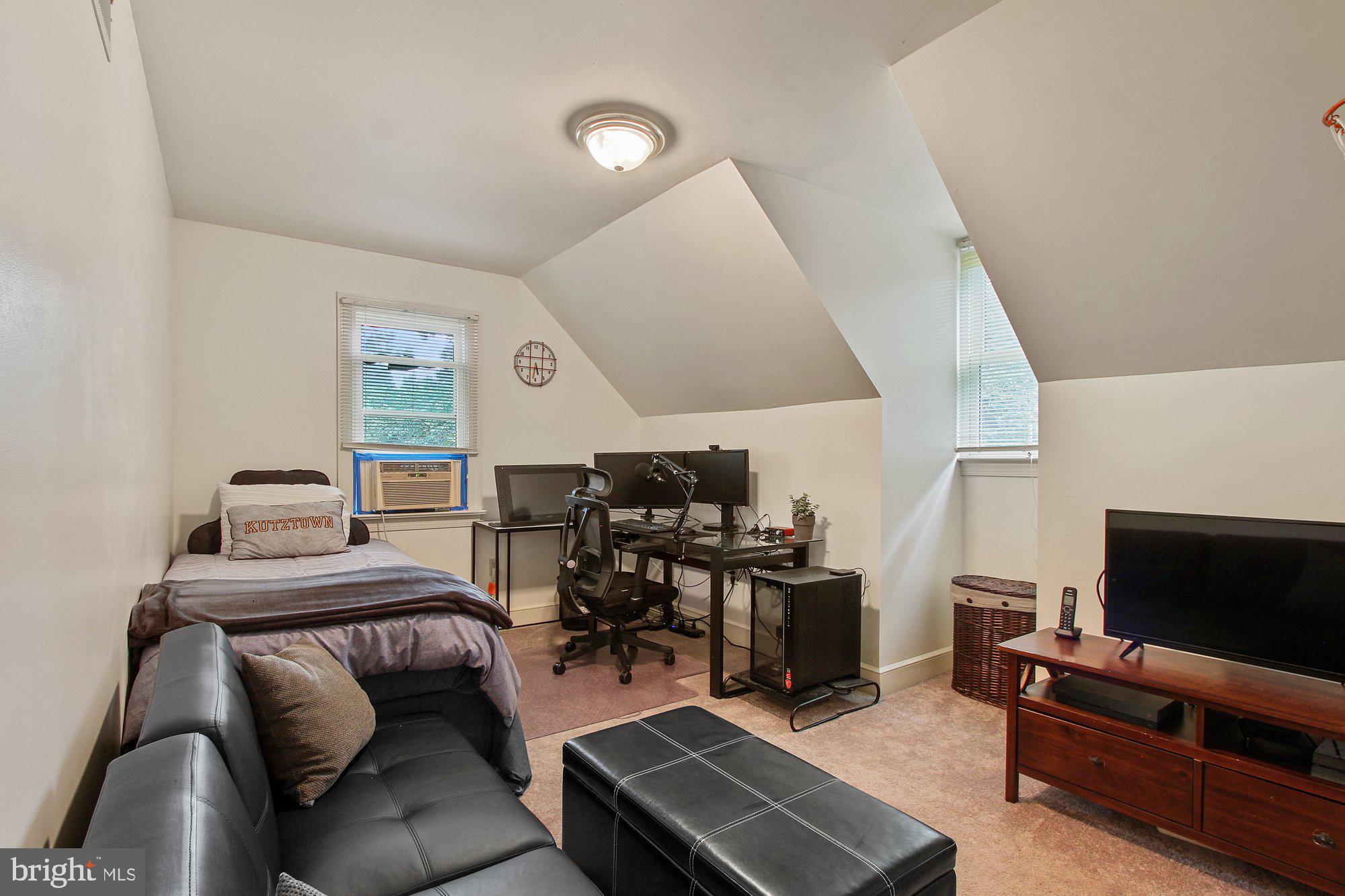5374 Field Pointe Drive Spring Grove, PA 17362 - Photo 23 of 44 Gallery Image 23