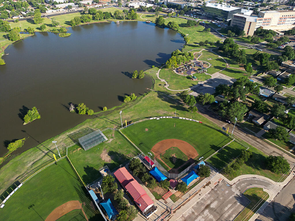 3705 24th Street Lubbock, TX 79410 - Photo 2 of 30 Maxey Park & Covenant