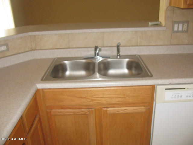 4313 East Walnut Road Gilbert, AZ 85298 - Photo 4 of 14 IMG_4399