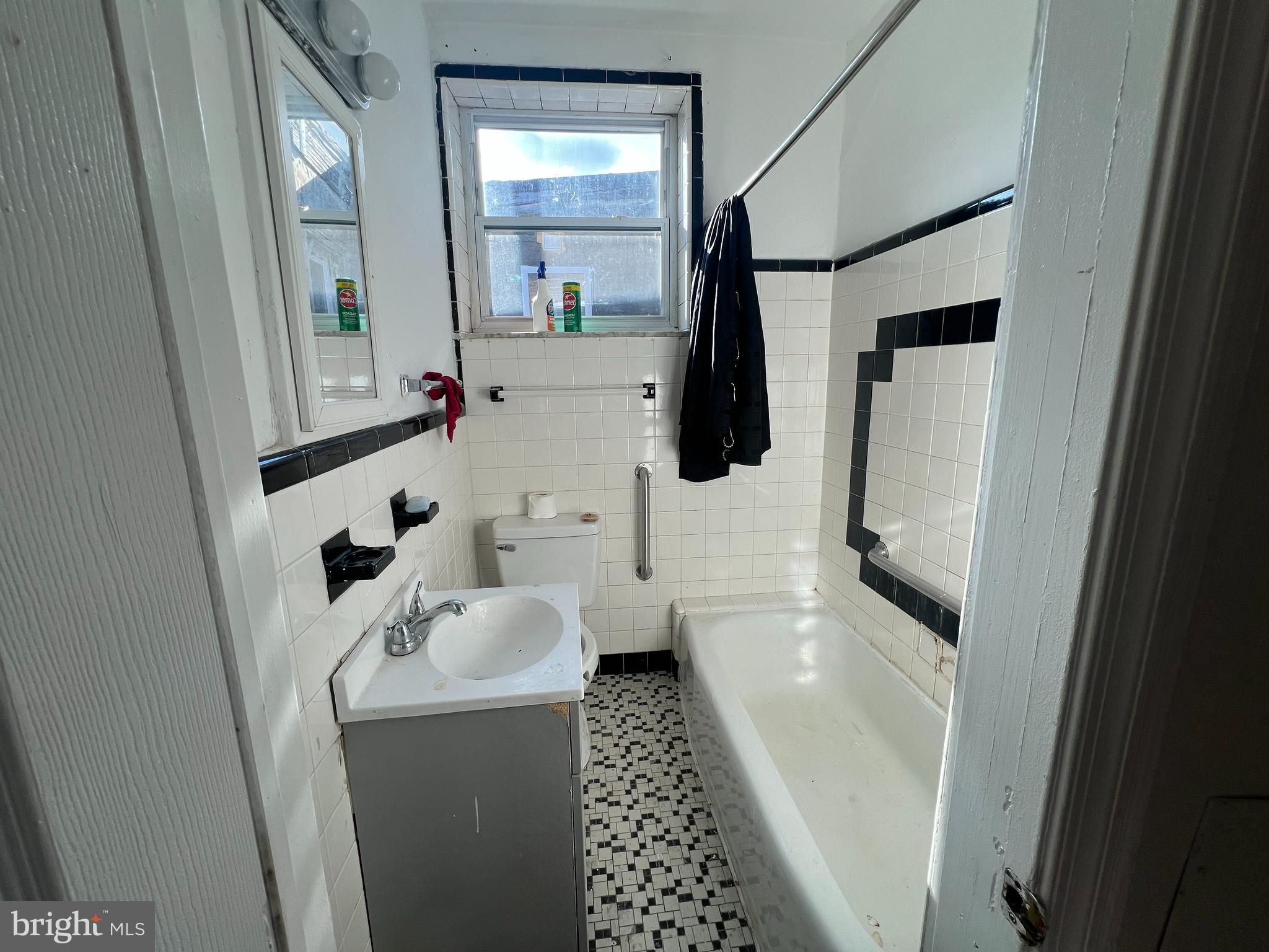 1319 South 22nd Street, Unit 2 Philadelphia, PA 19146 - Photo 4 of 9 a bathroom with a sink toilet and shower