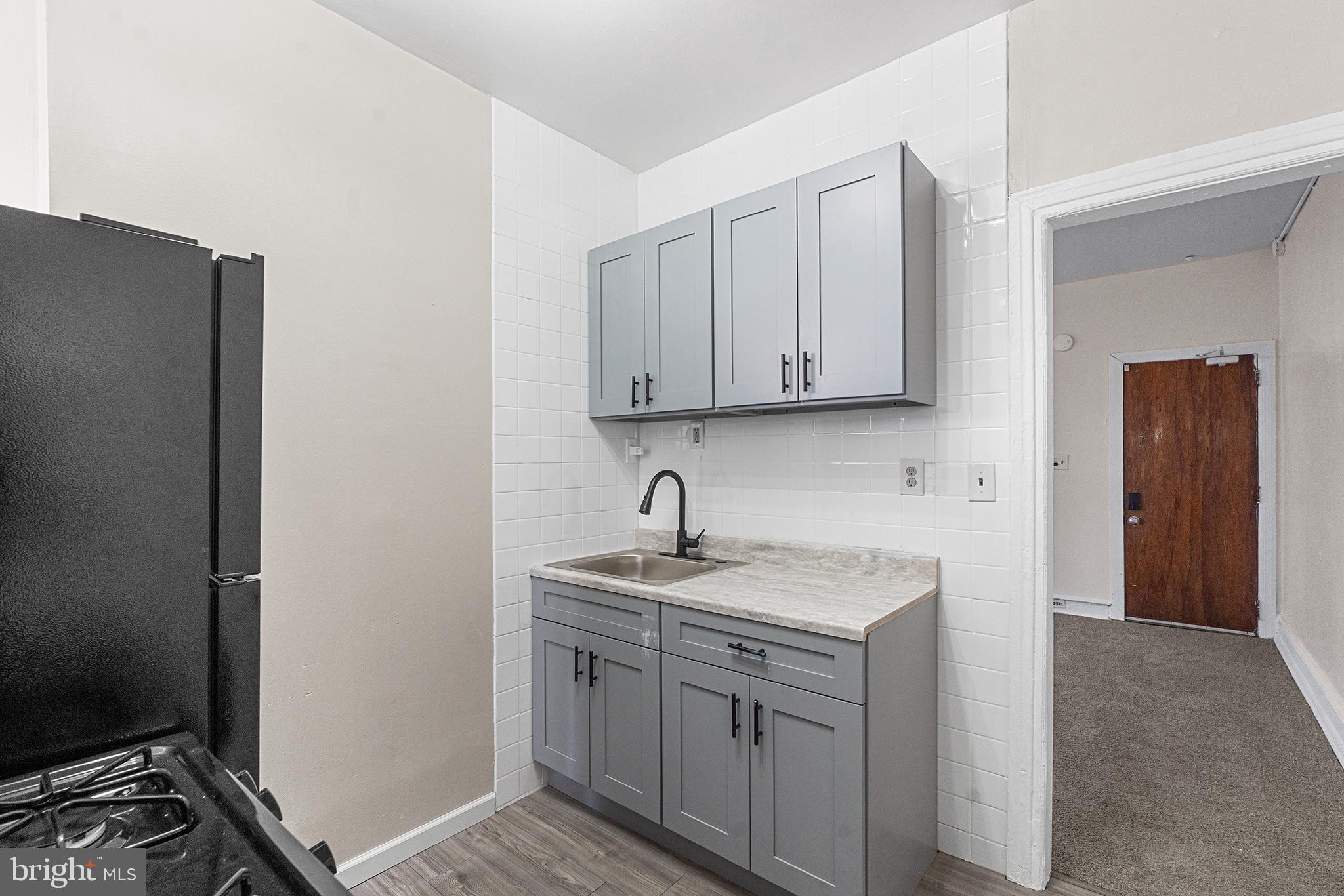 5510 Walnut Street, Unit 2R Philadelphia, PA 19139 - Photo 7 of 12