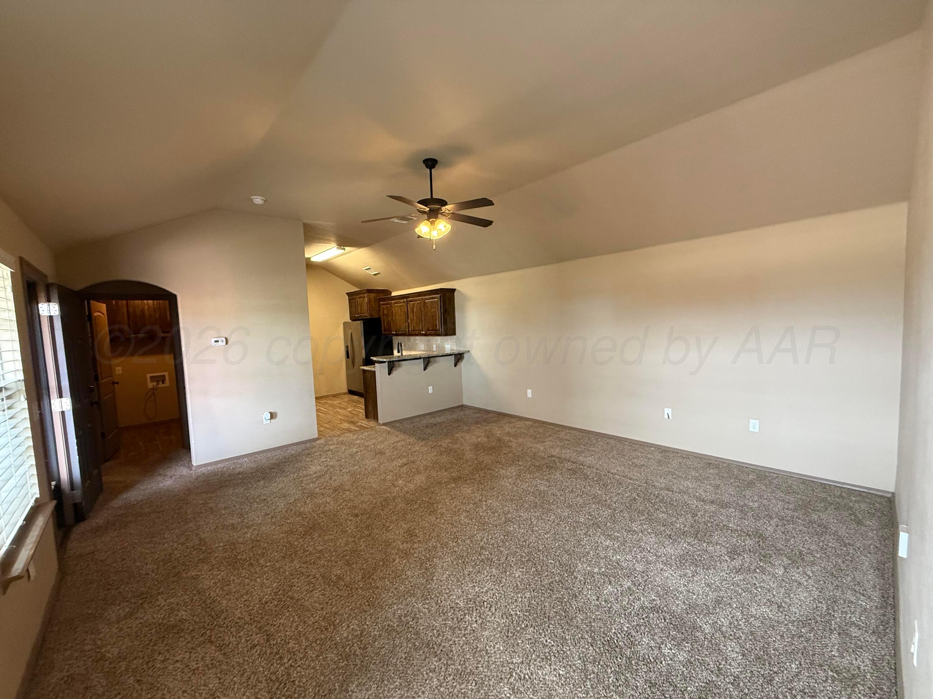 4501 Katharina Court Amarillo, TX 79110 - Photo 6 of 19 Living Room