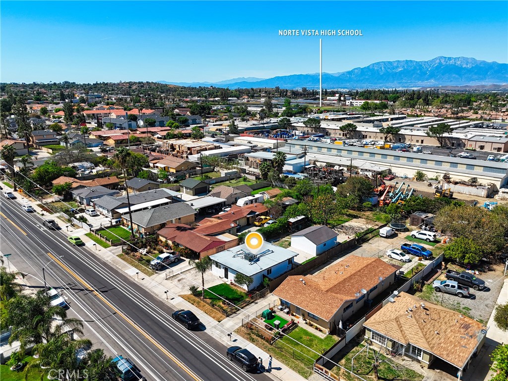 9431 Cypress Avenue Riverside, CA 92503 - Photo 37 of 40 an aerial view of residential houses with city view