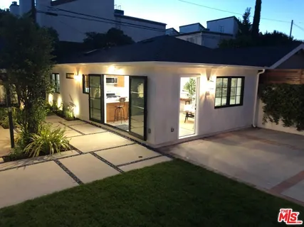 $8,250 | 4217 Irvine Avenue, Studio City, CA 91604