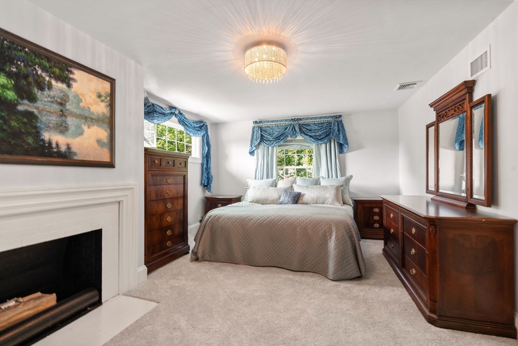 111 Clinton Road Brookline, MA 02445 - Photo 25 of 40 Gallery Image 25
