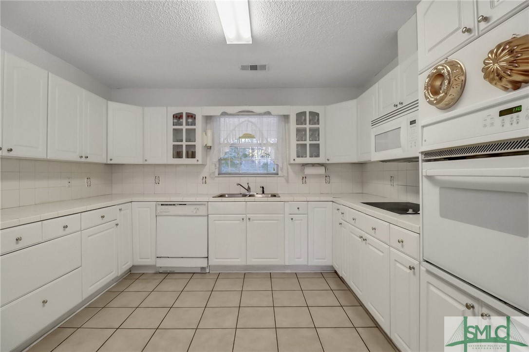 6 Hiram Road Bloomingdale, GA 31302 - Photo 13 of 45 Kitchen