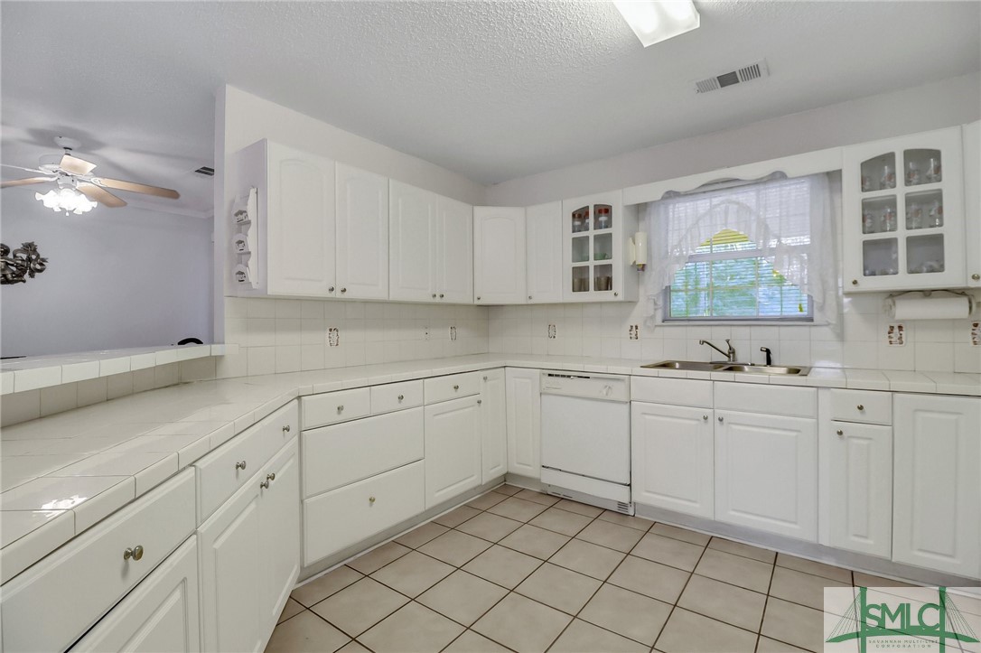 6 Hiram Road Bloomingdale, GA 31302 - Photo 14 of 45 Ample cabinets
