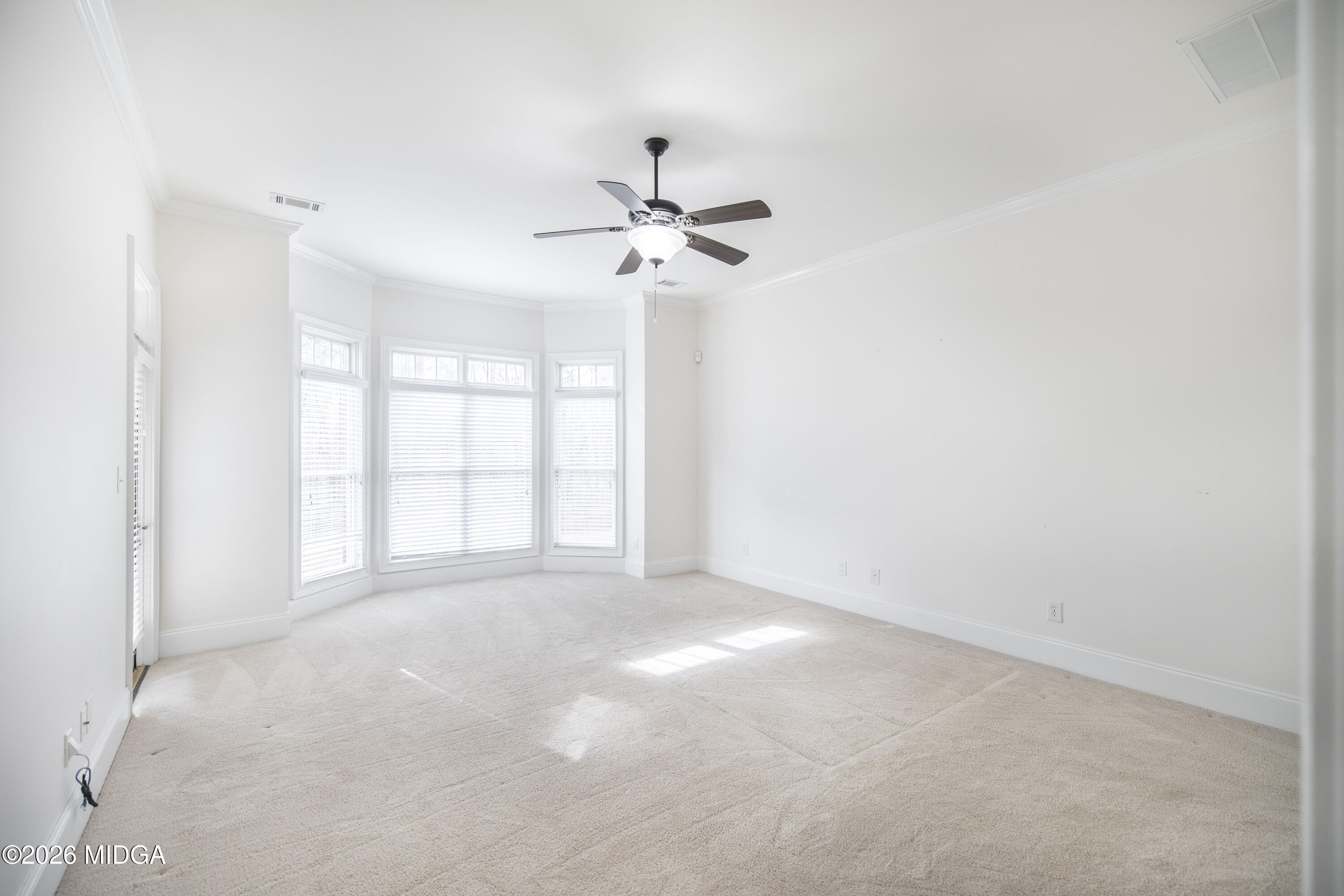 720 Latrobe Way Macon, GA 31220 - Photo 29 of 52 a view of an empty room with a window