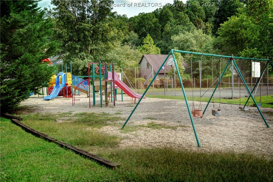 100 Fox Run Road Hurricane, WV 25526 - Photo 44 of 46 Gallery Image 44