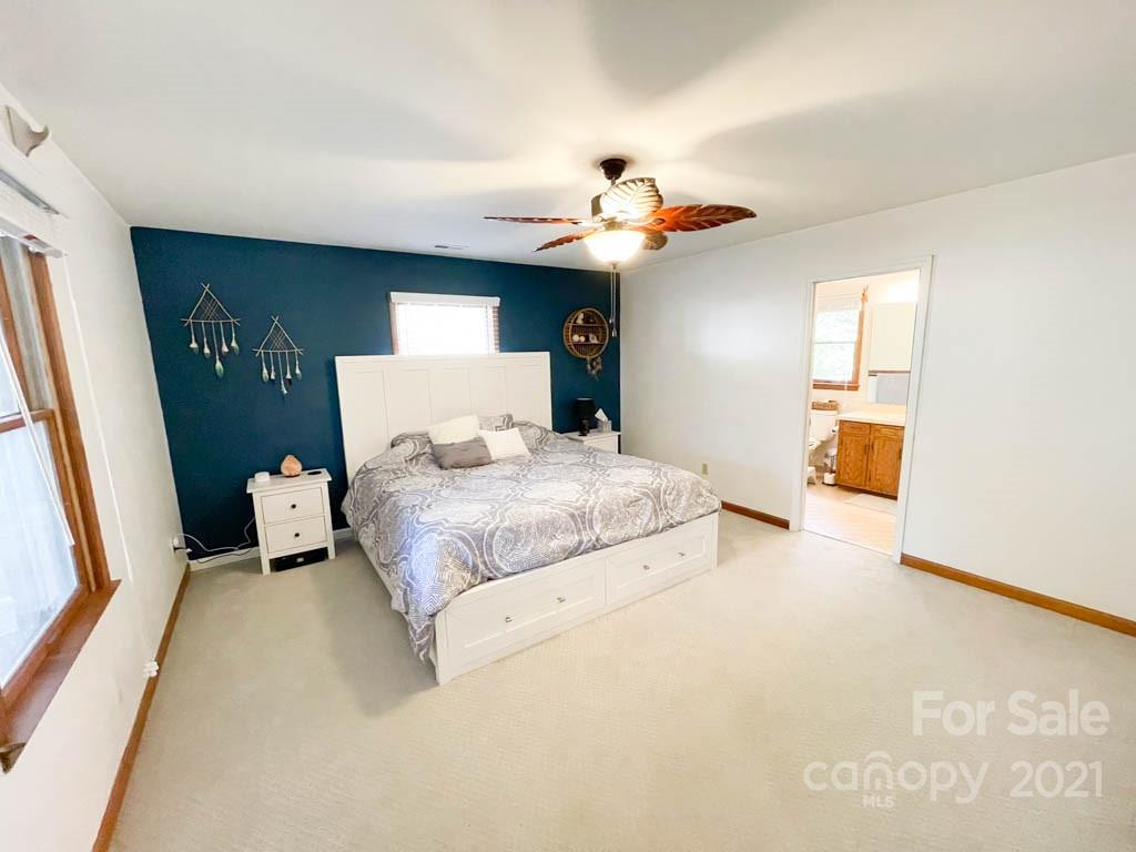 1315 Sunset Road Charlotte, NC 28216 - Photo 13 of 29 Gallery Image 13