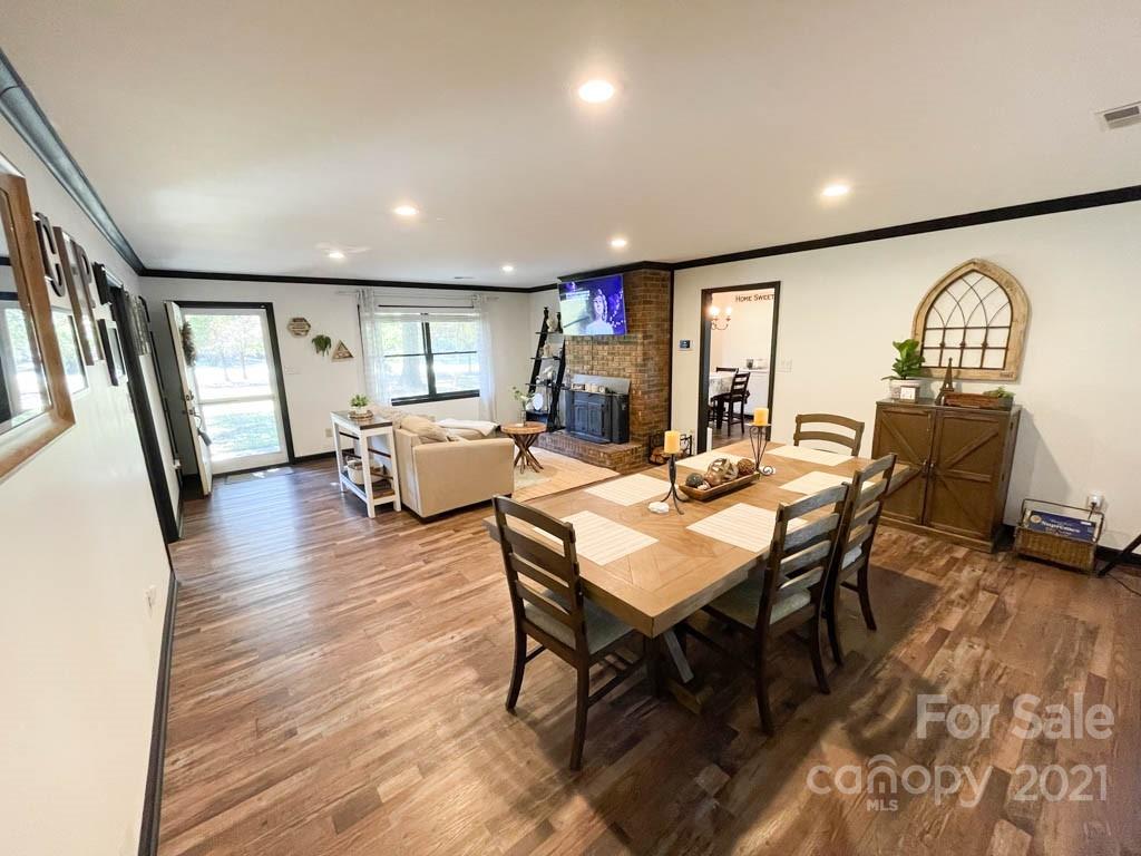 1315 Sunset Road Charlotte, NC 28216 - Photo 7 of 29 Gallery Image 7