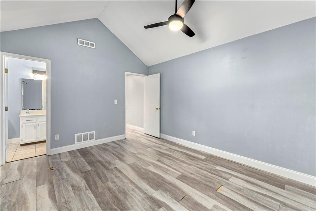 230 Southwest Pinetree Lane Lee's Summit, MO 64063 - Photo 22 of 31