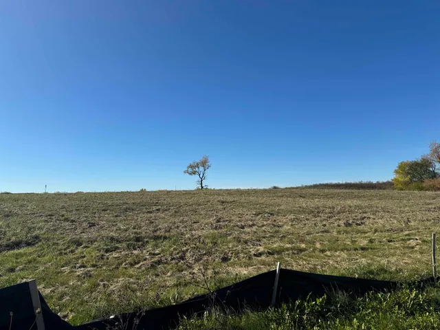 $37,900 | 1645 Cornerstone Circle, Platteville, WI 53818