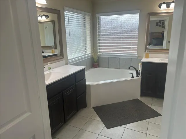 $2,500 | 1905 Sunflower Drive, Glenn Heights, TX 75154