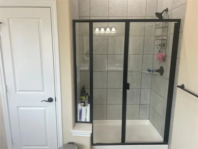 $2,500 | 1905 Sunflower Drive, Glenn Heights, TX 75154