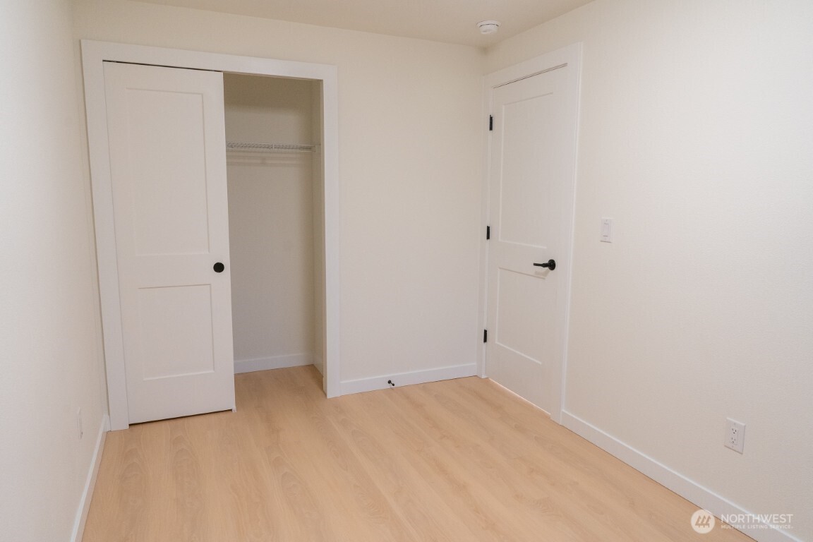 4015 Southwest Thistle Street, Unit A Seattle, WA 98136 - Photo 21 of 29