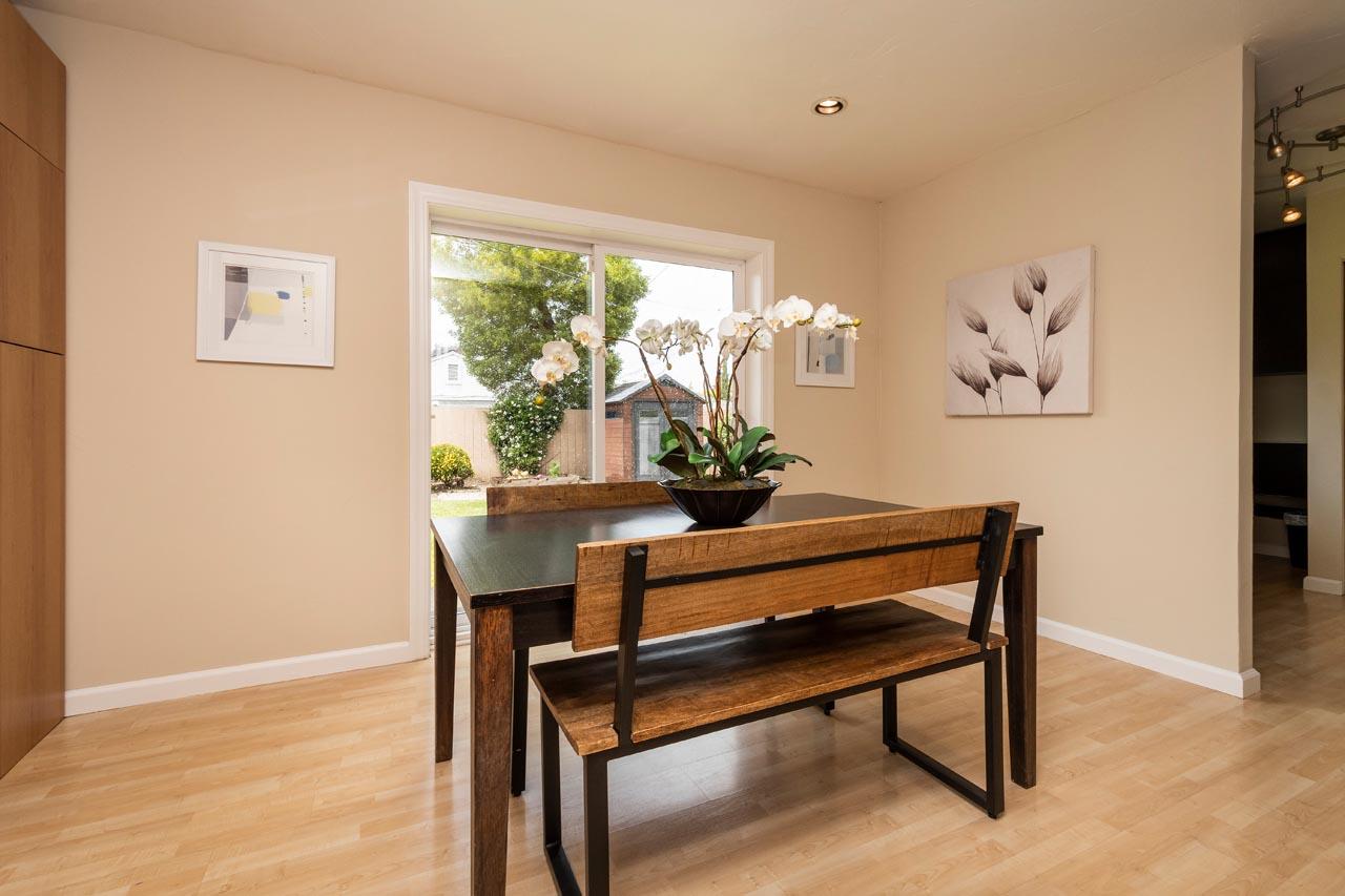381 Old County Road San Carlos, CA 94070 - Photo 18 of 23 a view of a livingroom with furniture
