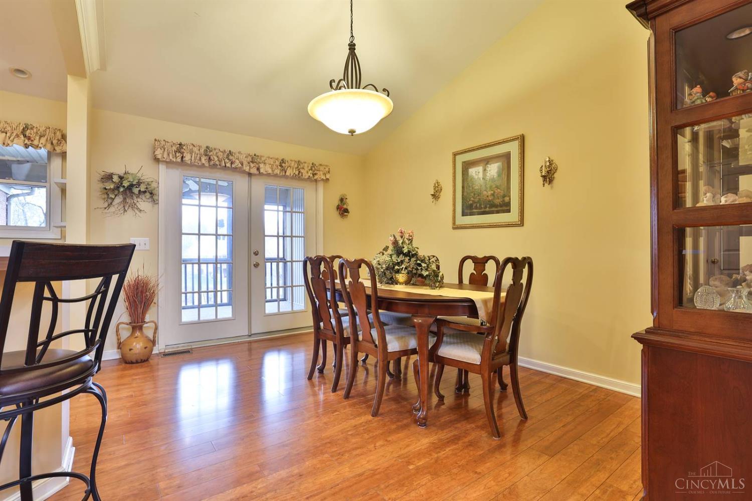 5671 Samver Road Cincinnati, OH 45239 - Photo 8 of 43 Gallery Image 8