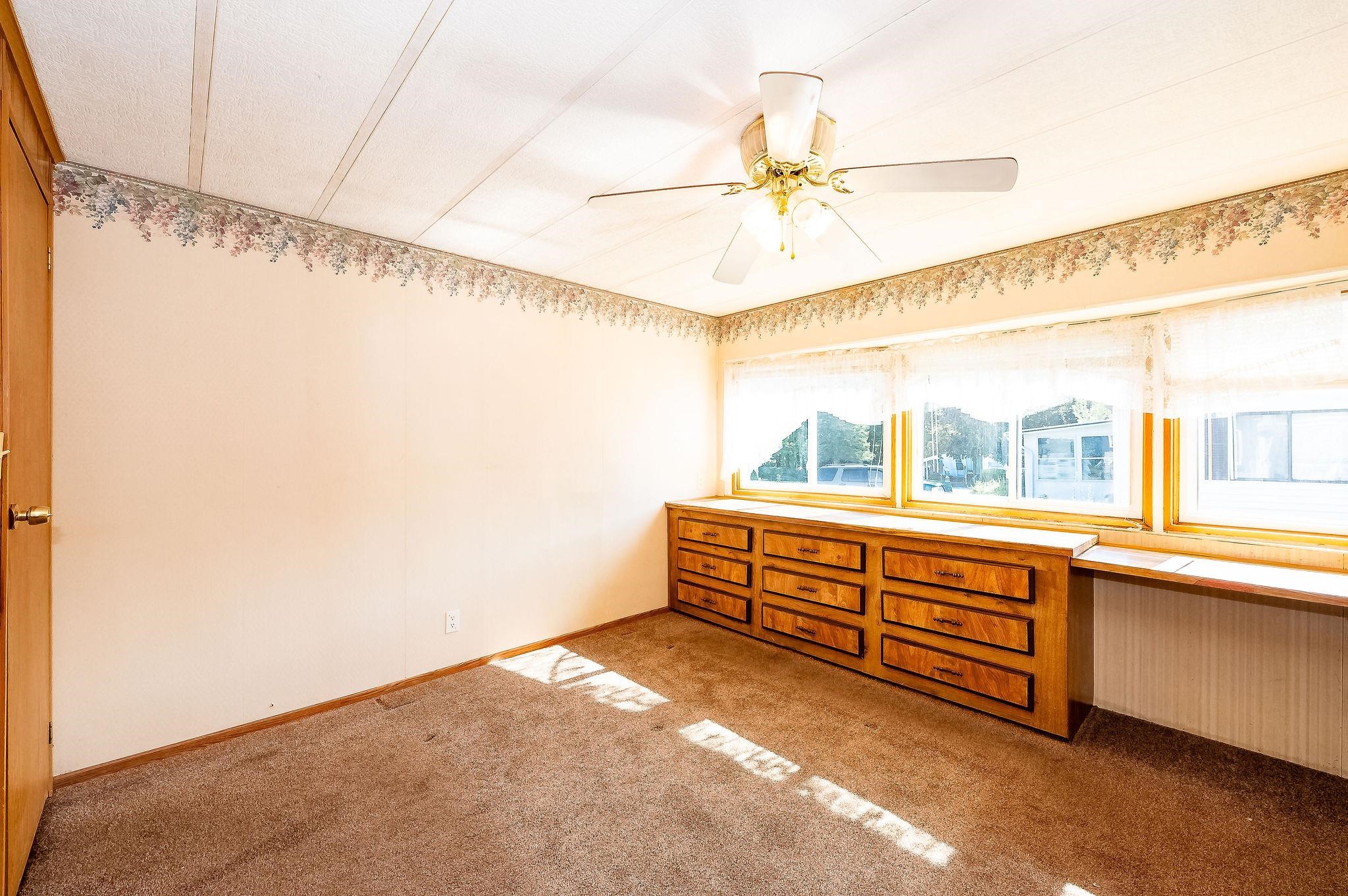 290 Calef Highway, Unit C30 Epping, NH 03042 - Photo 20 of 40