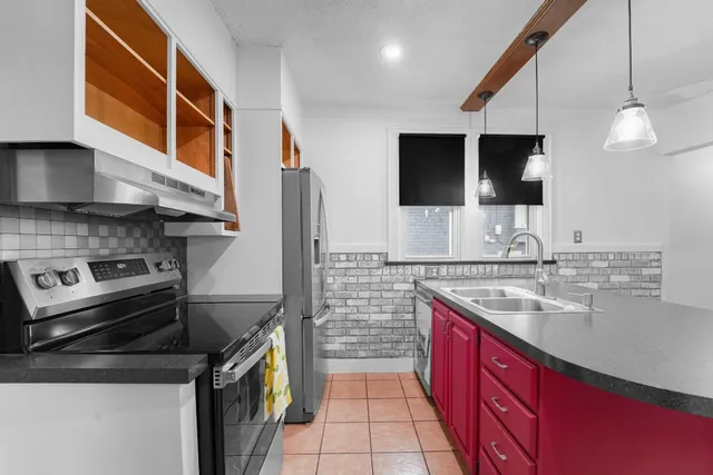 $163,900 | 2203 Watson Boulevard, Endicott, NY 13760