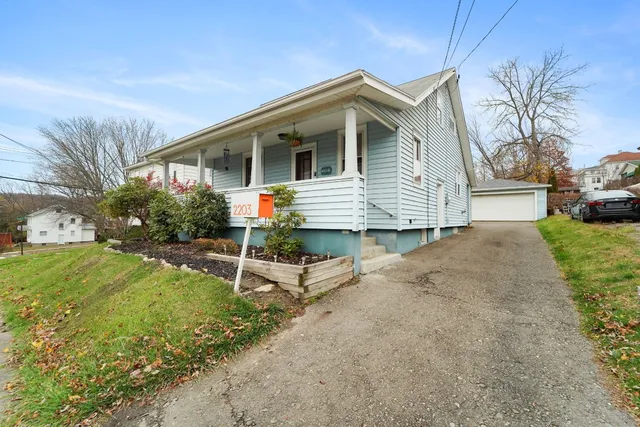 $163,900 | 2203 Watson Boulevard, Endicott, NY 13760