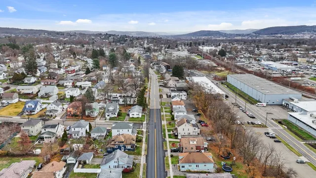 $159,900 | 2203 Watson Boulevard, Endicott, NY 13760