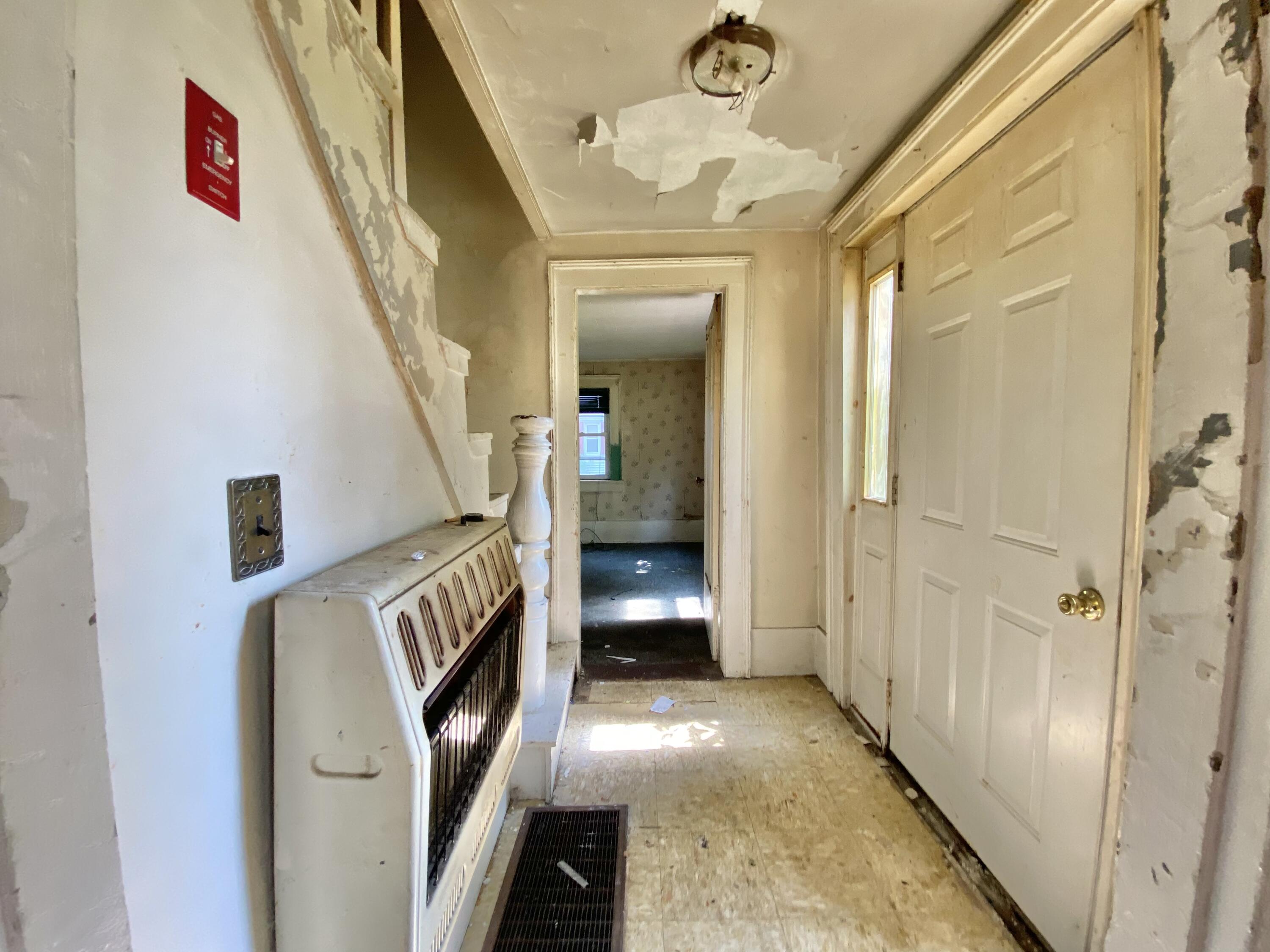 44 Towle Street Buxton, ME 04093 - Photo 13 of 26 F3FBF303-39A8-4D36-A020-A9187BF51126