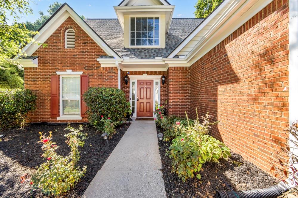 165 Roberts Road Suwanee, GA 30024 - Photo 2 of 42 Gallery Image 2