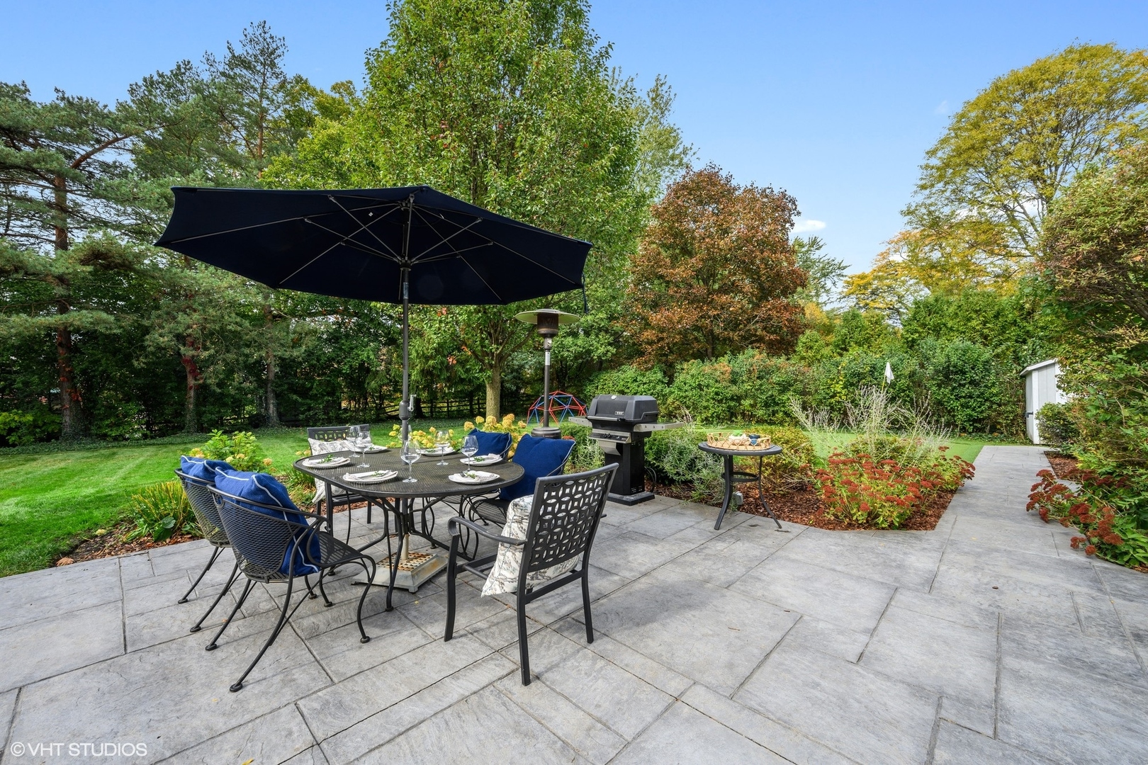 610 Glenayre Drive Glenview, IL 60025 - Photo 11 of 13