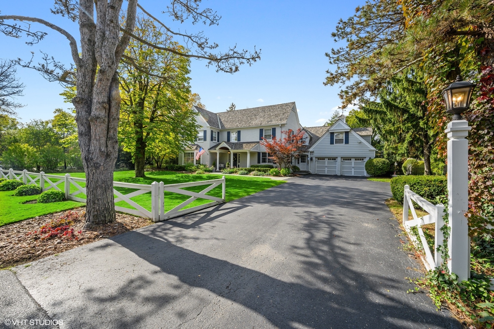 610 Glenayre Drive Glenview, IL 60025 - Photo 3 of 13