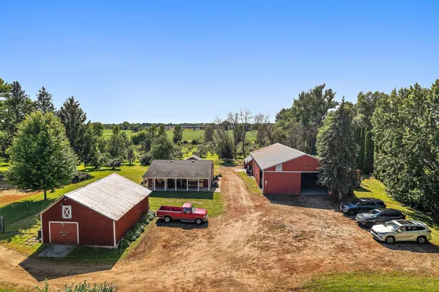 $1,350,000 | 7306 24th Avenue, Hugo, MN 55038