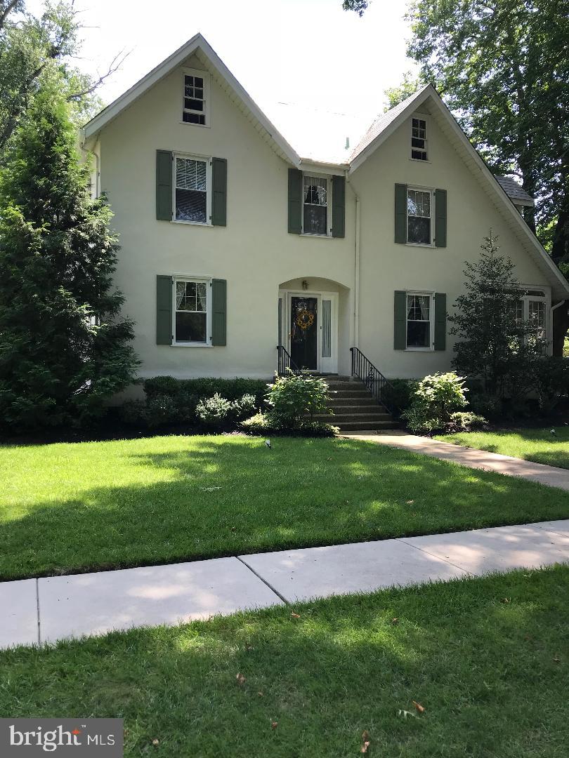 28 Yale Road Audubon, NJ 08106 - Photo 49 of 50 Exterior front/Summer