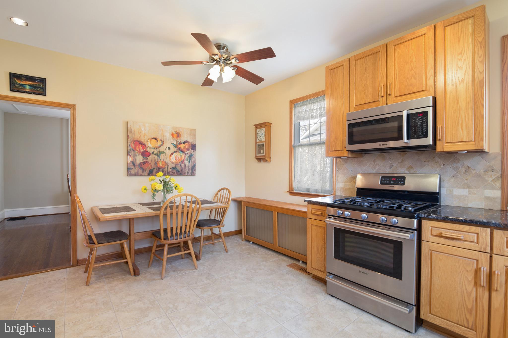 28 Yale Road Audubon, NJ 08106 - Photo 8 of 50 Kitchen