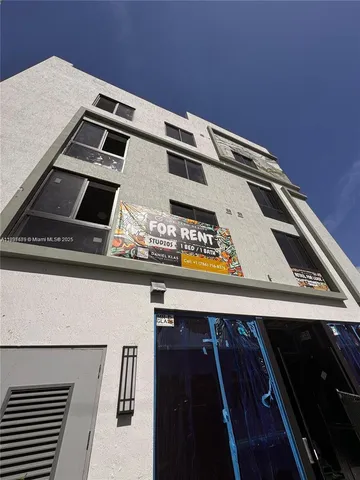 $1,850 | 3422 Northwest 5 Avenue, Unit 404, Miami, FL 33127