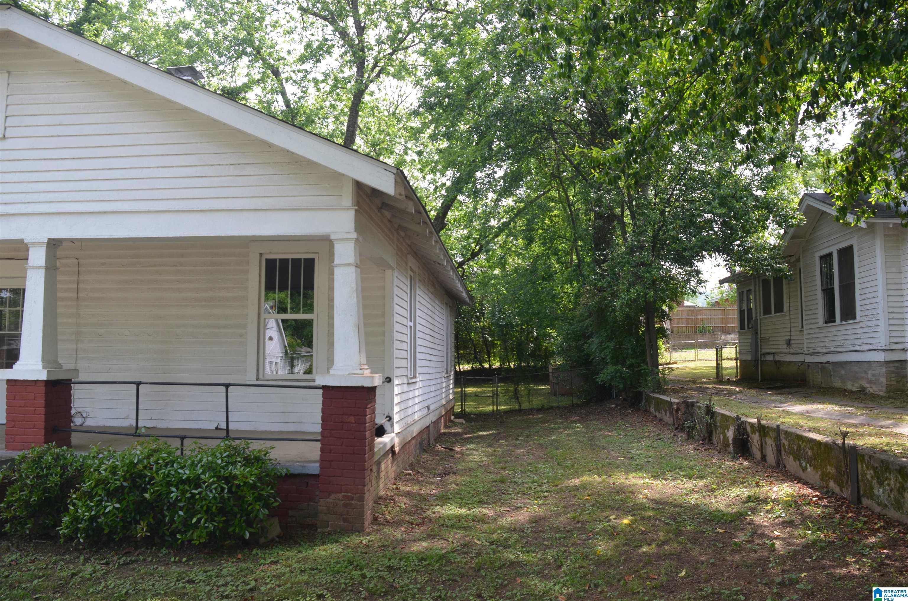 615 Goodwin Avenue Anniston, AL 36207 - Photo 7 of 26