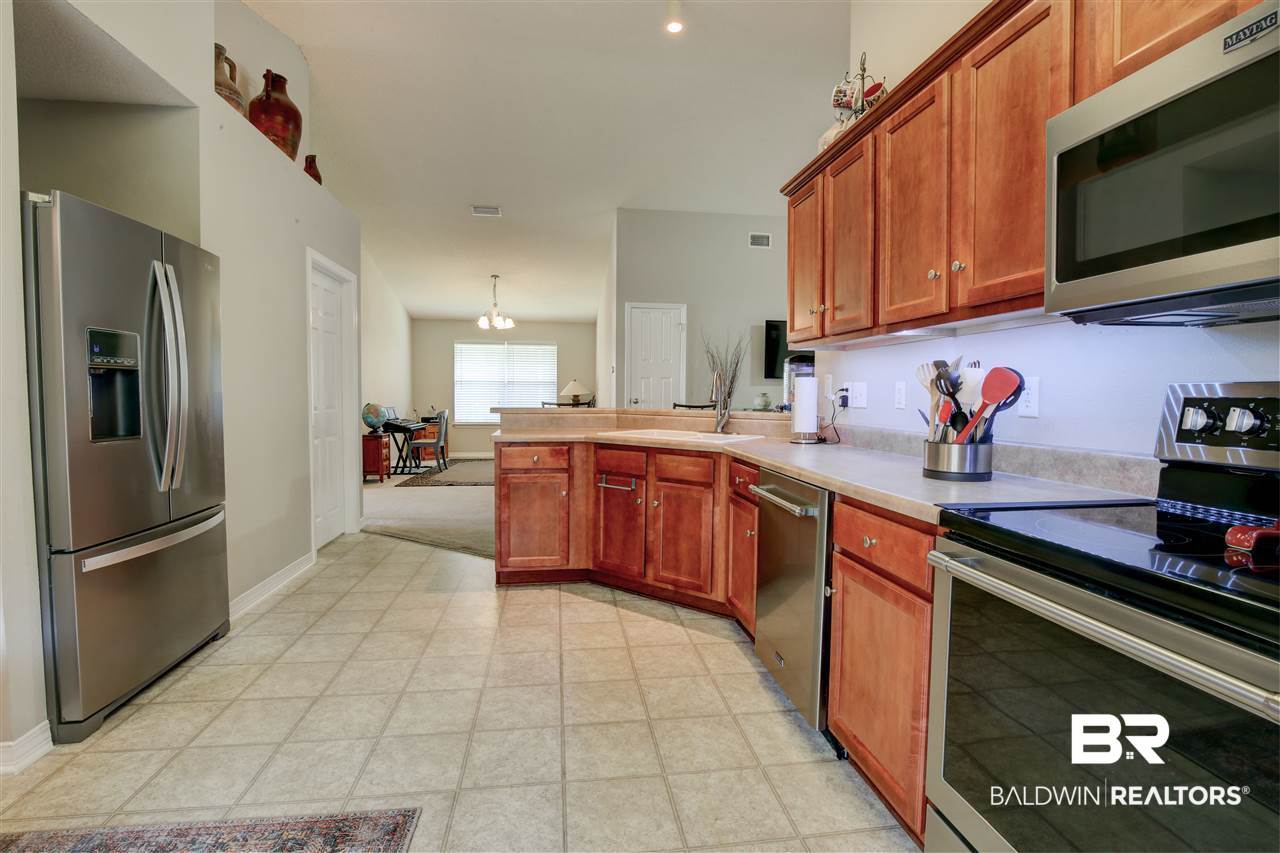 2658 Hampton Park Circle Foley, AL 36535 - Photo 3 of 23