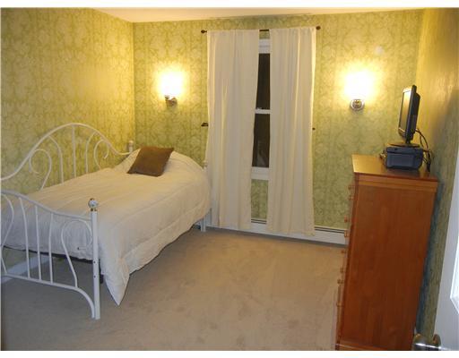 17 Timberhill Road Windham, ME 04062 - Photo 5 of 20 Bedroom. New Carpet and Lighting!...