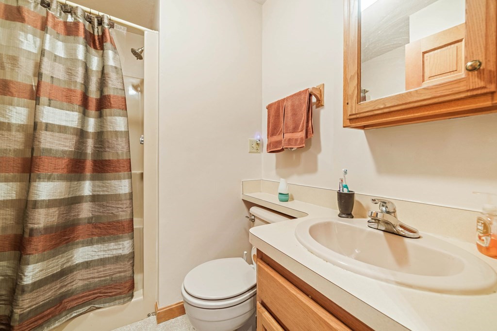 48 Winstead Road Weymouth, MA 02189 - Photo 17 of 30 Gallery Image 17