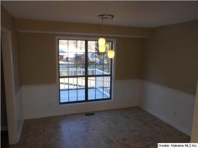 1206 Pointer Drive Southwest Jacksonville, AL 36265 - Photo 6 of 10