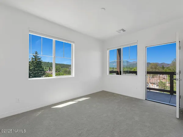 $799,000 | 207 South Beaver Street, Unit 202, Flagstaff, AZ 86001